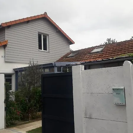 Maison De Bord De Mer * לה טרמבלד